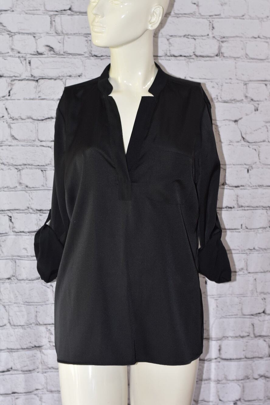 CALVIN KLEIN SPLIT V-NECK FRONT ROLL TAB SLEEVES BLOUSE SMALL NEW!!!